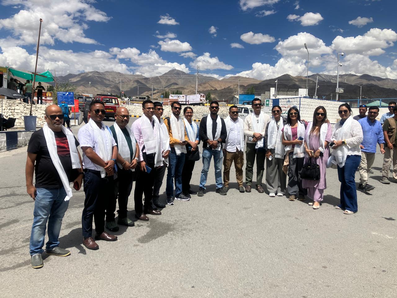 '13 Journalists from Assam Embark on 7 Day Media Tour to Ladakh Organised by PIB Guwahati   '